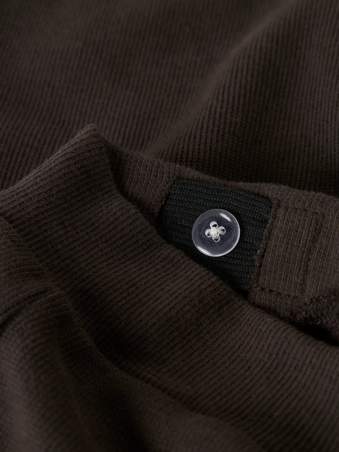 model_shot-front_full